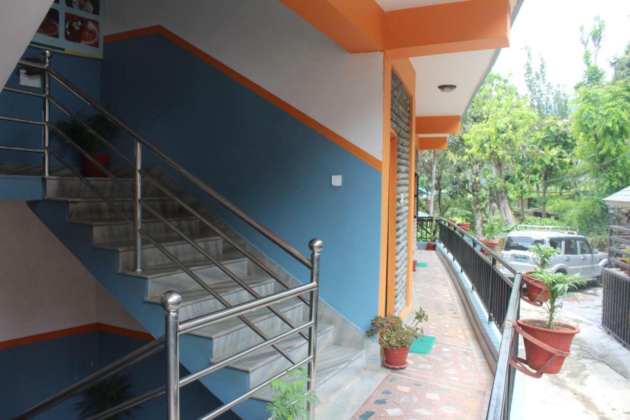 Hotel Direction Pokhara Exterior foto