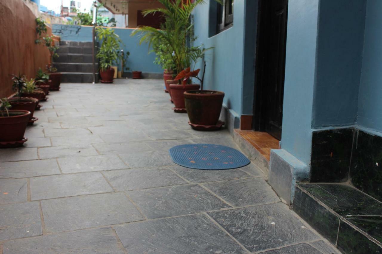 Hotel Direction Pokhara Exterior foto